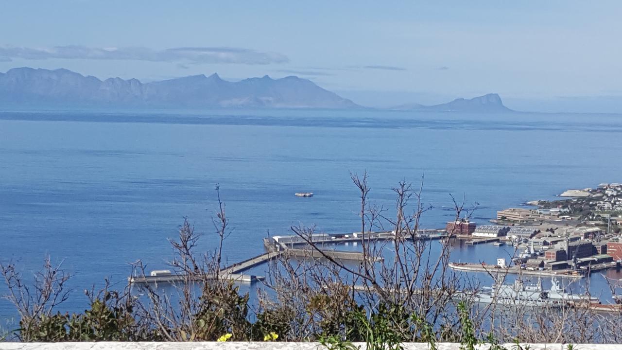Papillon Guest Suite Simonʼs Town Esterno foto